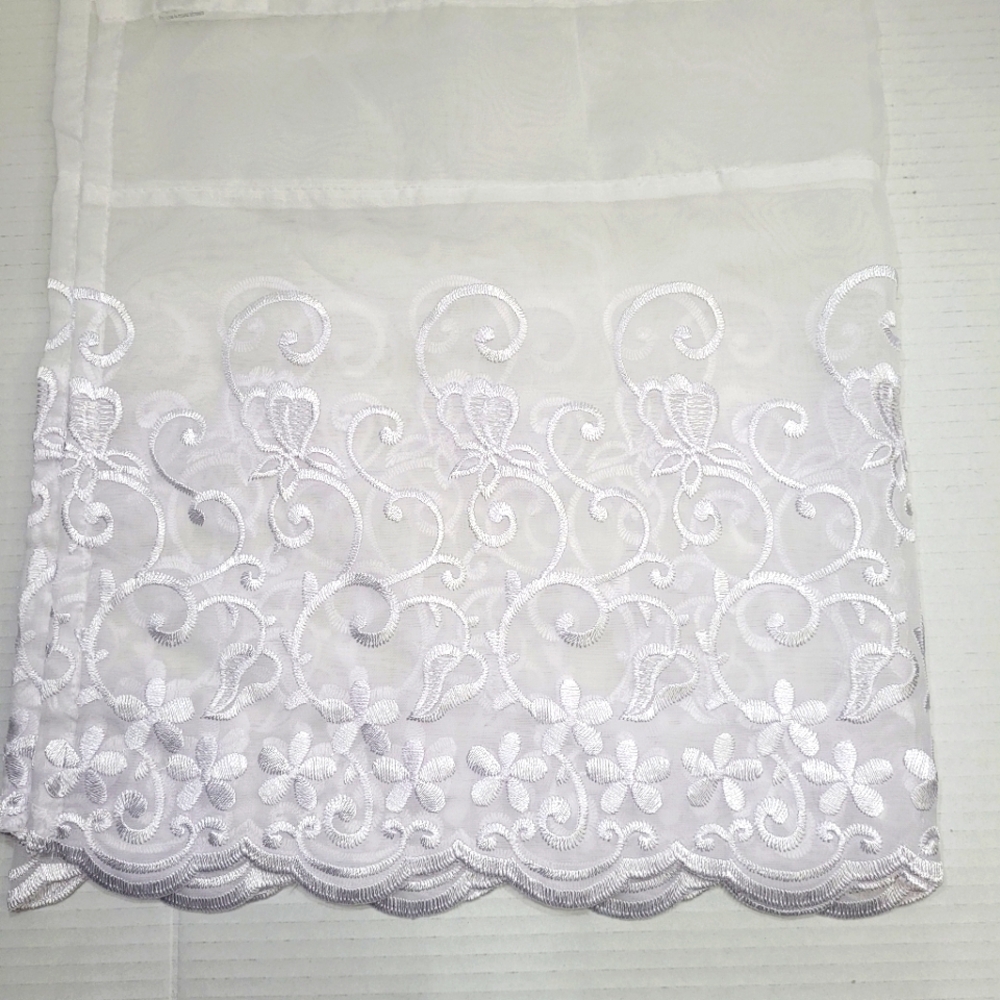 Sheer White Valance 18x 56 Inches